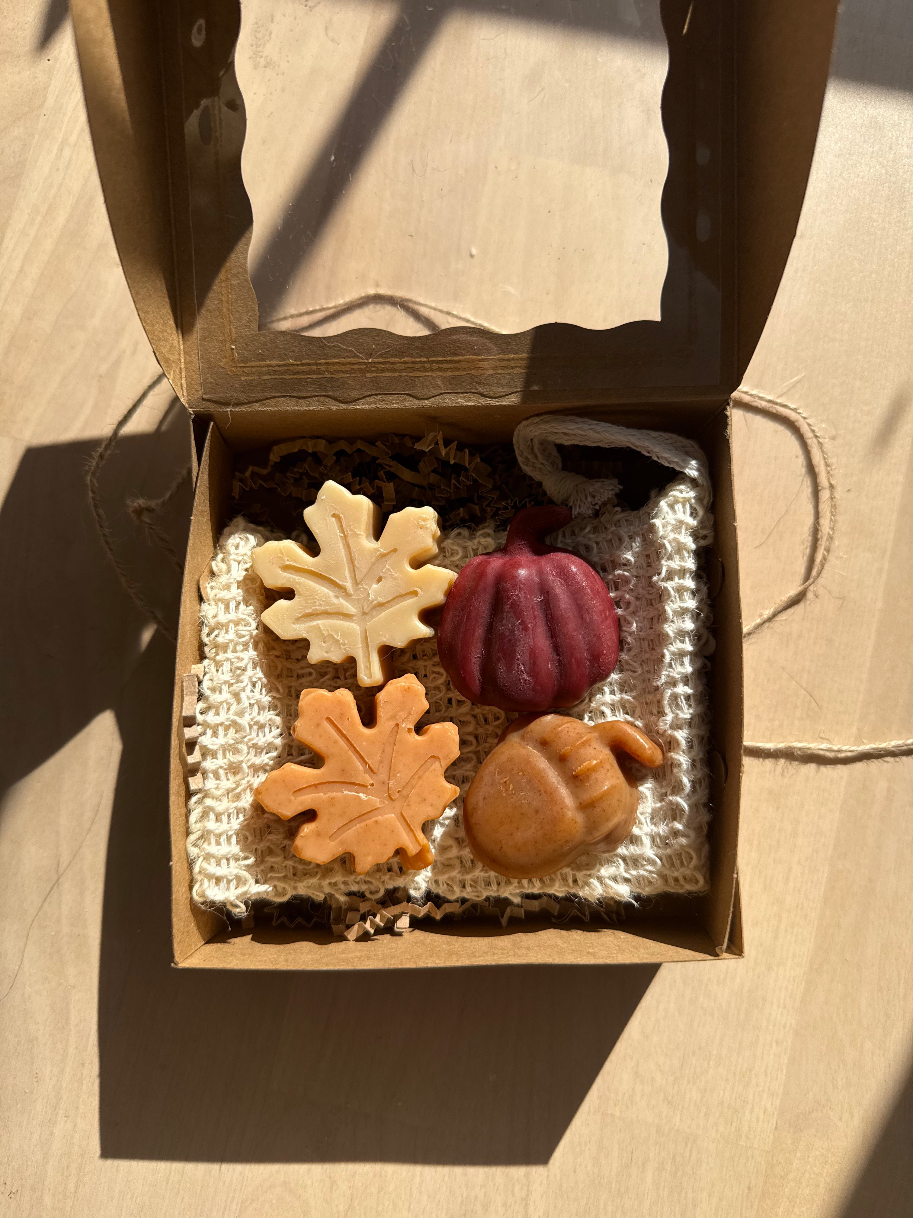 Golden Ginkgo — Hand-Poured Botanical Bar